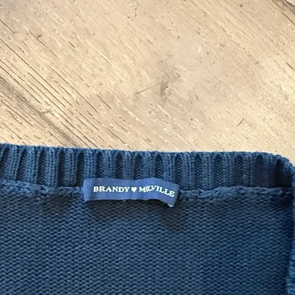 Brandy Melville Womens Navy Blue Cotton Oversized V-Neck Sweater - Picture 2 of 3